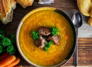 RECEPT ZA TOTALNE POČETNIKE Čorba od krompira se sprema očas posla