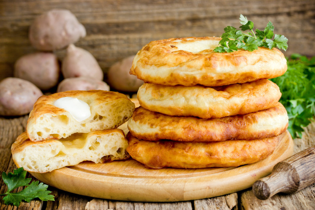 MEKANE LEPINJE IZ TIGANJA Odličan doručak za vikend, može biti slan ili sladak