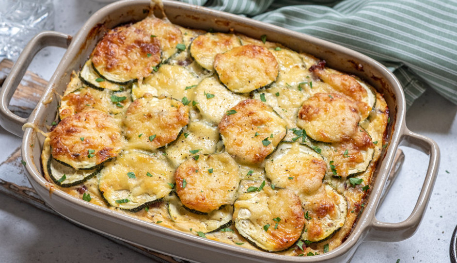 KREMASTO SAVRŠENSTVO Musaka od tikvica i dve vrste sira prosto se topi u ustima!