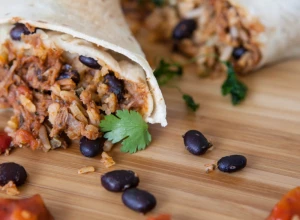 TORTILJE NA MEKSIČKI NAČIN Ukusan obrok koji možete jeste i na poslu