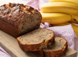 NAJUKUSNIJI BANANA HLEB Mekani kolač koji odlično ide uz kafu
