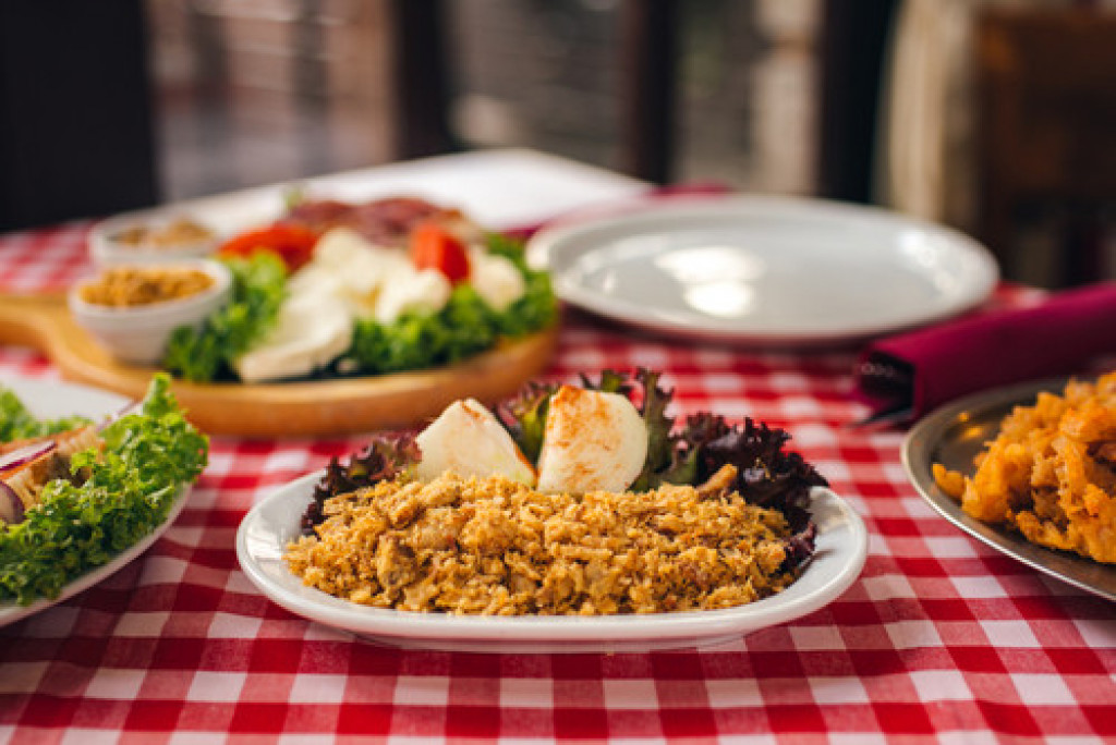 Ponos Leskovca: recept za čuvenu SPRŽU već 150 godina se prenosi s kolena na koleno