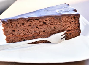NEODOLJIVA POSLASTICA IZ KOLUMBIJE Torta koje će zadovoljiti vaša nepca