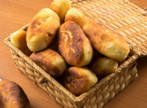 SUPER DORUČAK Piroške punjene sirom ispuniće kuću mirisom koji golica stomak