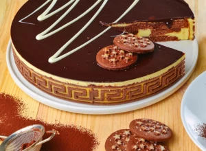 RASKOŠNI, PREFINJENI DESERT Stela torta, užitak u svakom zalogaju