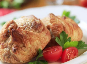 ZOVU GA SIROMAŠNOM HRANOM Pastici može svako da napravi, a mnogo je ukusno jelo