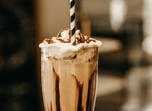 MILKŠEJK ZA CELU PORODICU Osvežite se ovim slatkim napitkom od ČOKOLADE