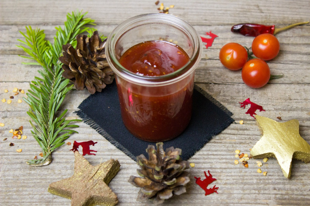 NAJBOLJI RECEPT ZA SLATKO Neobični sastojci za jelo iz tegle od LJUTIH PAPRIKA