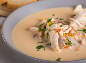 SVI JE VOLE! Recept za krem čorbu od piletine, ukusnu kao iz restorana