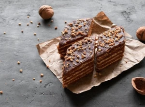 BRZA SARAJEVSKA TORTA BEZ PEČENJA: Čokoladna torta od rozen kora sto jezika govori