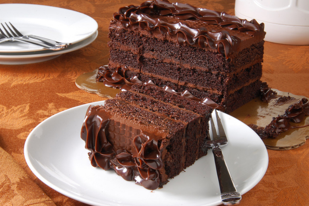 FANTAZIJA OD DESERTA Skroz čokoladna torta je pravi izbor za ljubitelje slatkiša