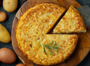 NAJSOČNIJA PITA SPREMA SE ZA 250 DINARA Imamo originalni recept za kljukušu, nema te osobe koja može da joj odoli
