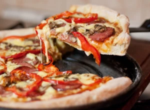 DOMAĆA PICA Spremna je za 15 minuta, a recept je isproban mnogo puta i testo je savršeno!