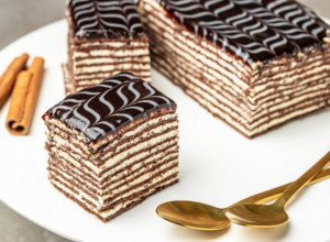 SAVRŠEN SLATKIŠ Čokoladna rozen torta se brzo napravi, a još brže pojede!