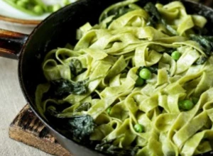 Vaš kec iz rukava kad se premoreni za kuvanje PESTO OD SMRZNUTOG GRAŠKA