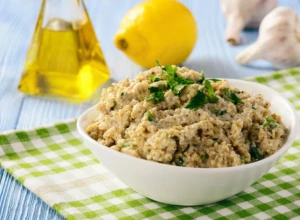 Ne morate da putujete u Grčku, dovedite je u svoj dom s ovim tipičnim grčkim sosom od patlidžana po imenu MELITZANOSALATA