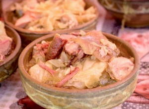 RECEPT ZA SVADBARSKI KUPUS Tradicionalno šumadijsko jelo bez kojeg se ne može zamisliti veće slavlje