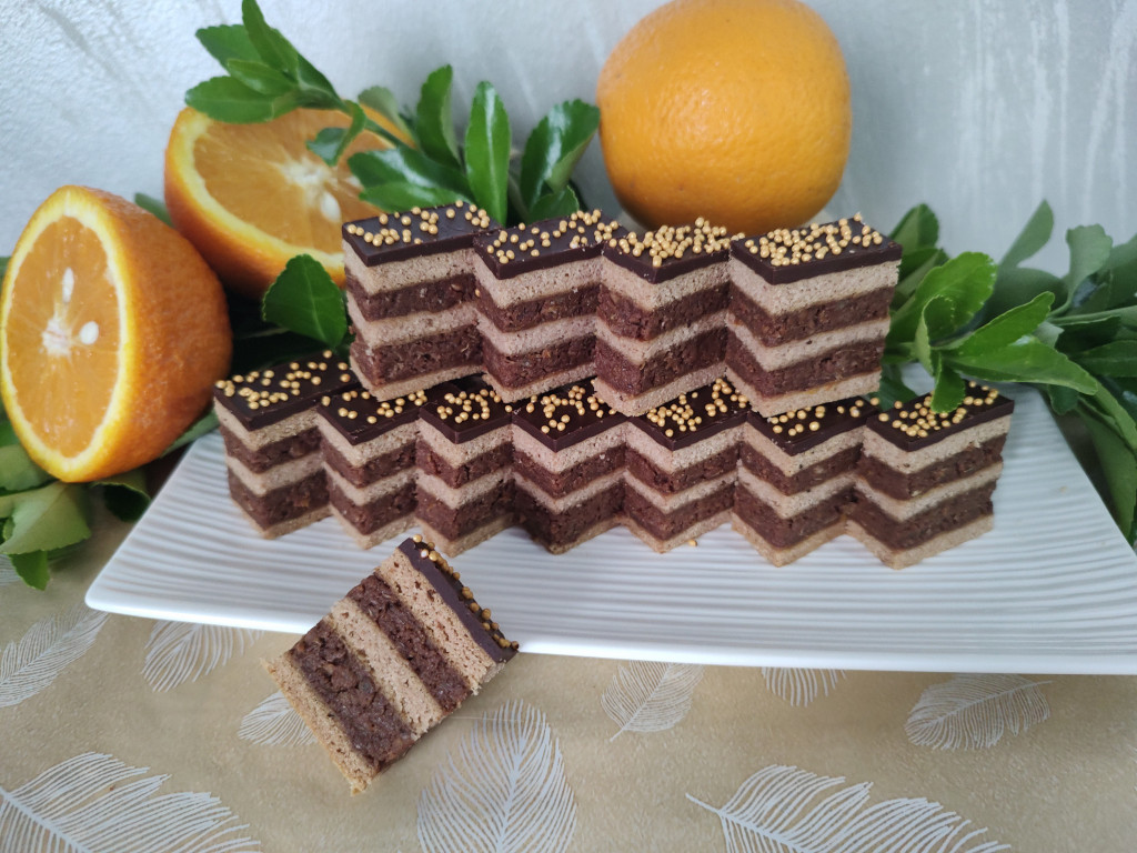 POSNA TORTA SA UKUSOM JAFE Napravite fantastičnu medenu pitu po receptu Bojane Čikarić iz Loznice