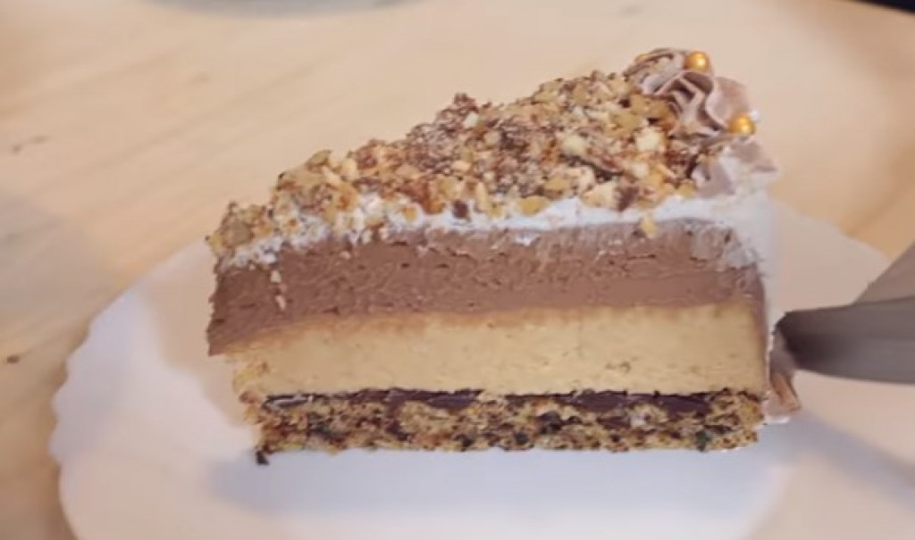 ZBOG NJE SE PREKIDA DIJETA Čoko plazma torta, slatkiš čiji ukus vole sve generacije