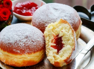 NAJMEKŠE KROFNE SA DŽEMOM Recept je iz bakine sveske i s njim nema greške!