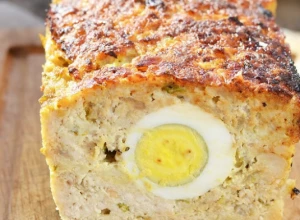NAJLEPŠI NEDELJNI RUČAK Rolat od mlevenog mesa i jaja, odličan je i kada se ohladi