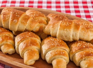 NAJUKUSNIJE KUPUS KIFLE Mekane i lisnate, nestanu iz pleha očas posla!
