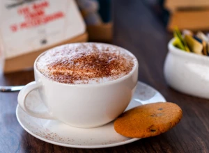 KAFA SA RUMOM I KAKAOM Obogatite vašu jutarnji napitak ovim interesantnim receptom