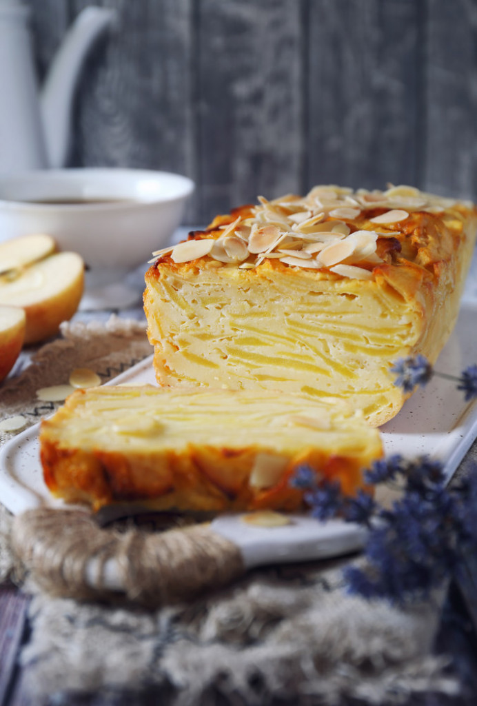 NEVIDLJIVI KOLAČ SA JABUKAMA Žene u Srbiji poludele za ovim receptom, masovno se deli na mrežama