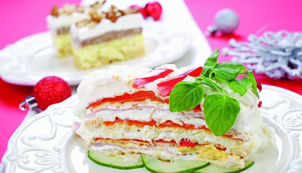 SLANA TORTA OD PAPRIKA Slasno predjelo kao izmišljeno za slavsku trpezu, a ukusa koji priča priče