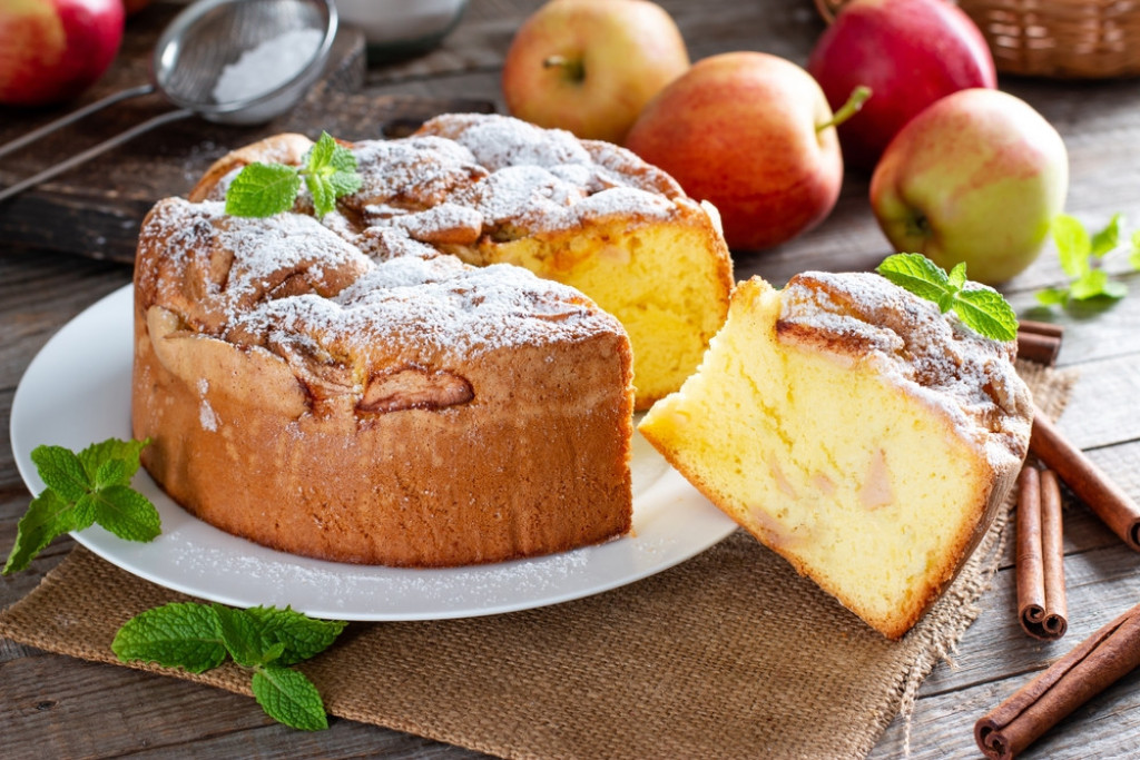 PREUKUSNA VODENA TORTA Omiljena na trpezi nekadašnje Jugoslavije, danas zaboravljena