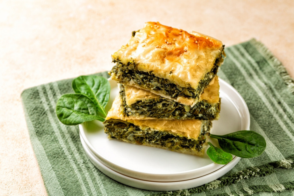 SPANAKOPITA Dolazi iz Grčke,  zagrejaće vam dušu i telo, a osvaja ukusom