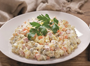 FENOMENALNA RUSKA SALATA Oboriće vas s nogu koliko je dobra, stavite odmah duplu meru