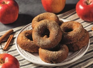 SLATKE I NEODOLJIVE KROFNE Sa jabukama, otopićete se od miline, a svi će vam tražiti recept