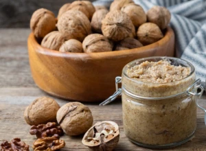 SLASNI NAMAZ OD ORAHA Dodajte ga kao prilog jelu ili konzumirajte samostalno, preukusan, a posan