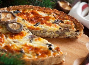 PITA SA PEČURKAMA, PIRINČEM I PRAZILUKOM Slasna i pikantna, a posna