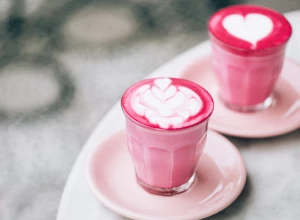 ROZE KAFA Osvaja na prvi gutljaj, a boja daje posebnu čar