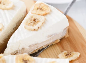 BRZA VOĆNA TORTA Uspeće i potpunim početnicima a oduševiće sve koji je probaju