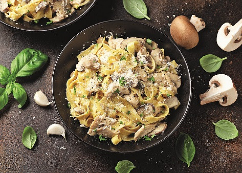 PASTA Sa piletinom i pečurkama, dijetalna i aromatična, raj za nepca