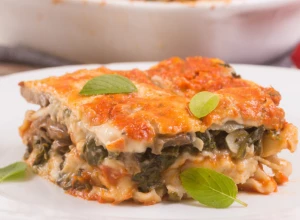 POSNA LAZANJA Od gotovih kora, sa spanaćem i šampinjonima, nema ko vam neće tražiti recept