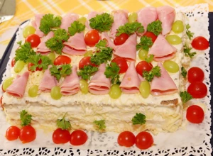 SLANA TORTA SA TOST HLEBOM Pravi se brzo a govori 5 jezika, izdašna i ukusna