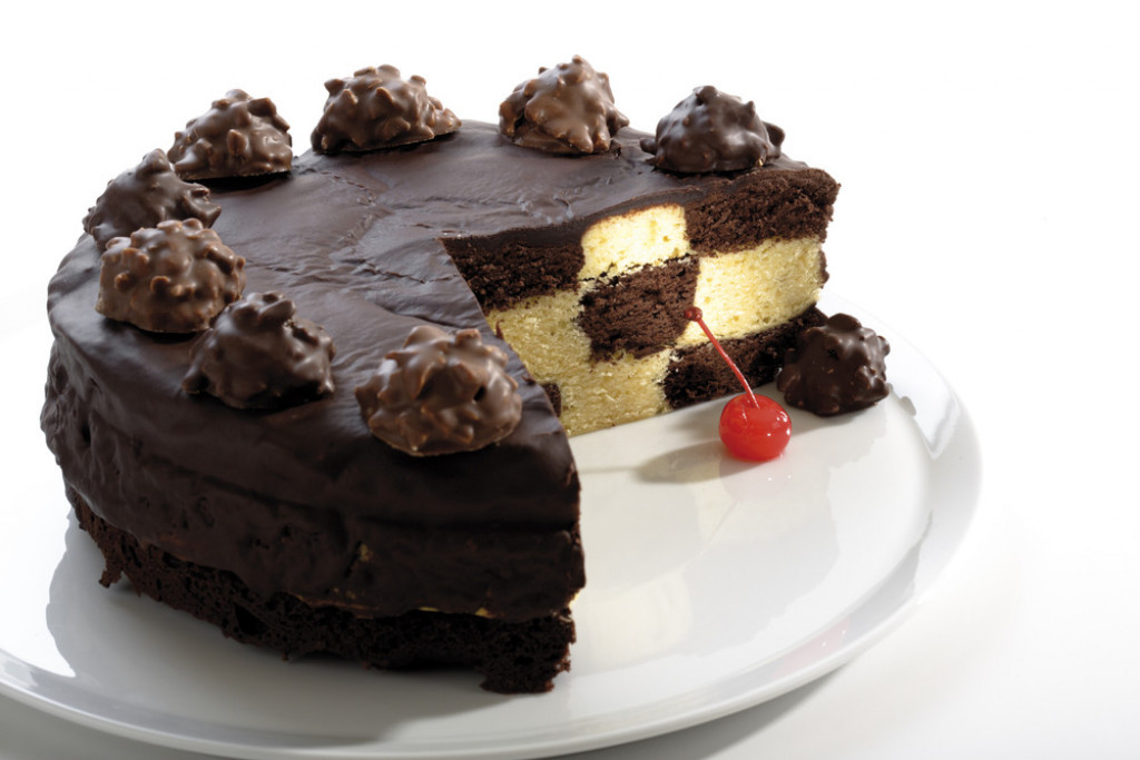 ŠAH TORTA Zaboravljena poslastica nekada je bila obavezni deo svih rođendana