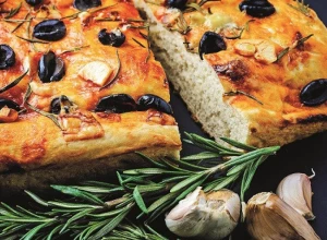 FOKAČA Italijanska pogača mami osmeh na lice, kao izmišljena za uživanje