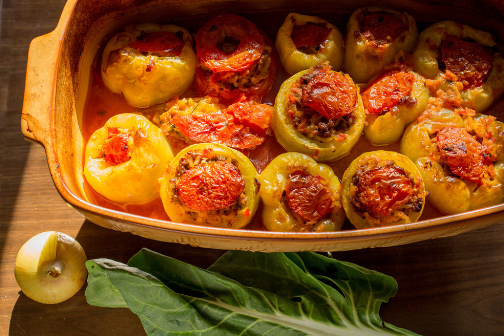 NAJBOLJI RECEPT ZA PUNJENE PAPRIKE Tajnu otkrio ruski kuvar, potrebno samo da pirinač zamenite ovim sastojkom