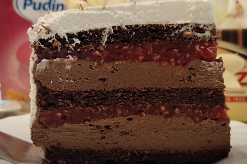 POSNA BARON TORTA Ni malo ne zaostaje za originalom, magija u svakom zalogaju