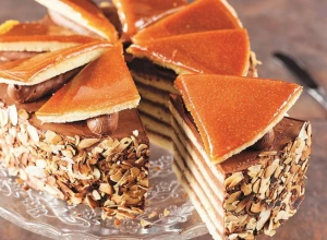POSNA DOBOŠ TORTA Čarobna poslastica koja pomera granice dobrog ukusa