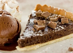 FENOMENALNI ČOKOLADNI TART Po jednostavnom receptu kuvarice Marte Stjuart