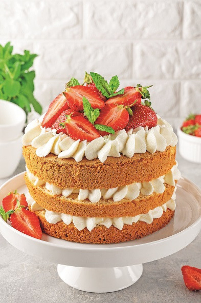 VIKTORIJA TORTA Eksplozija ukusa u samo jednom zalogaju, a miriše na nedelju