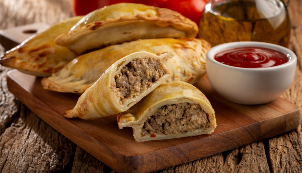 EMPANADA Španska rapsodija koja osvaja na prvi zalogaj, ukusa koji se pamti