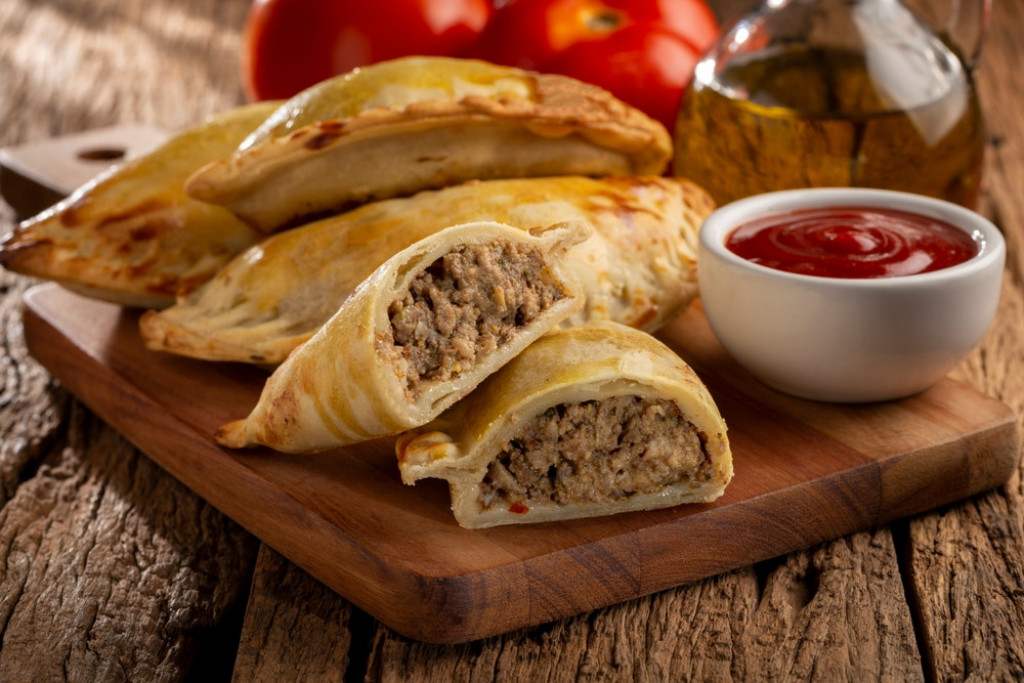 EMPANADA Španska rapsodija koja osvaja na prvi zalogaj, ukusa koji se pamti