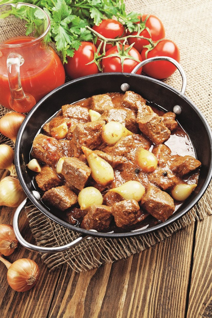 STIFADO Grčki delikates za prave gurmane koji pomera granice dobrog ukusa